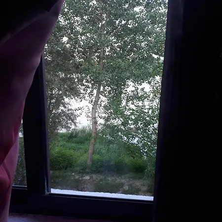 Budrin Szálloda Canaj